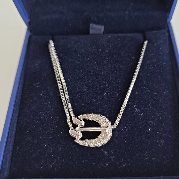 SWAROVSKI BUCKLE NECKALCE! - Picture 6 of 13